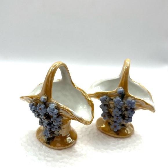 2 Vintage Elfinware Miniature Basket with Blue Flowers Made in Germany - Picture 10 of 16